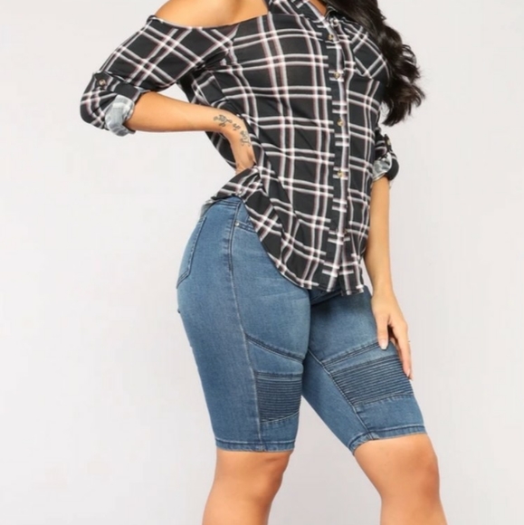 American Bazi Bermuda Shorts NWT - Picture 2 of 12